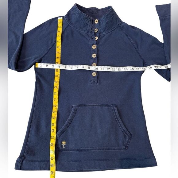 Lilly Pulitzer Navy Blue Sweatshirt Womens Size M Gold Buttons With Pocket - Picture 11 of 11